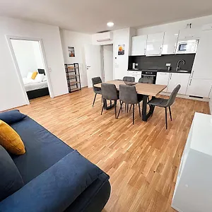 Apartament Gg13 Vienna, Air-conditioned, Next To Metro, Close To Sights, Wiedeń